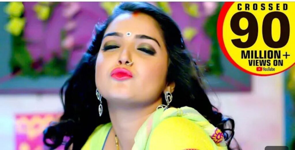 Bhojpuri Romance Video